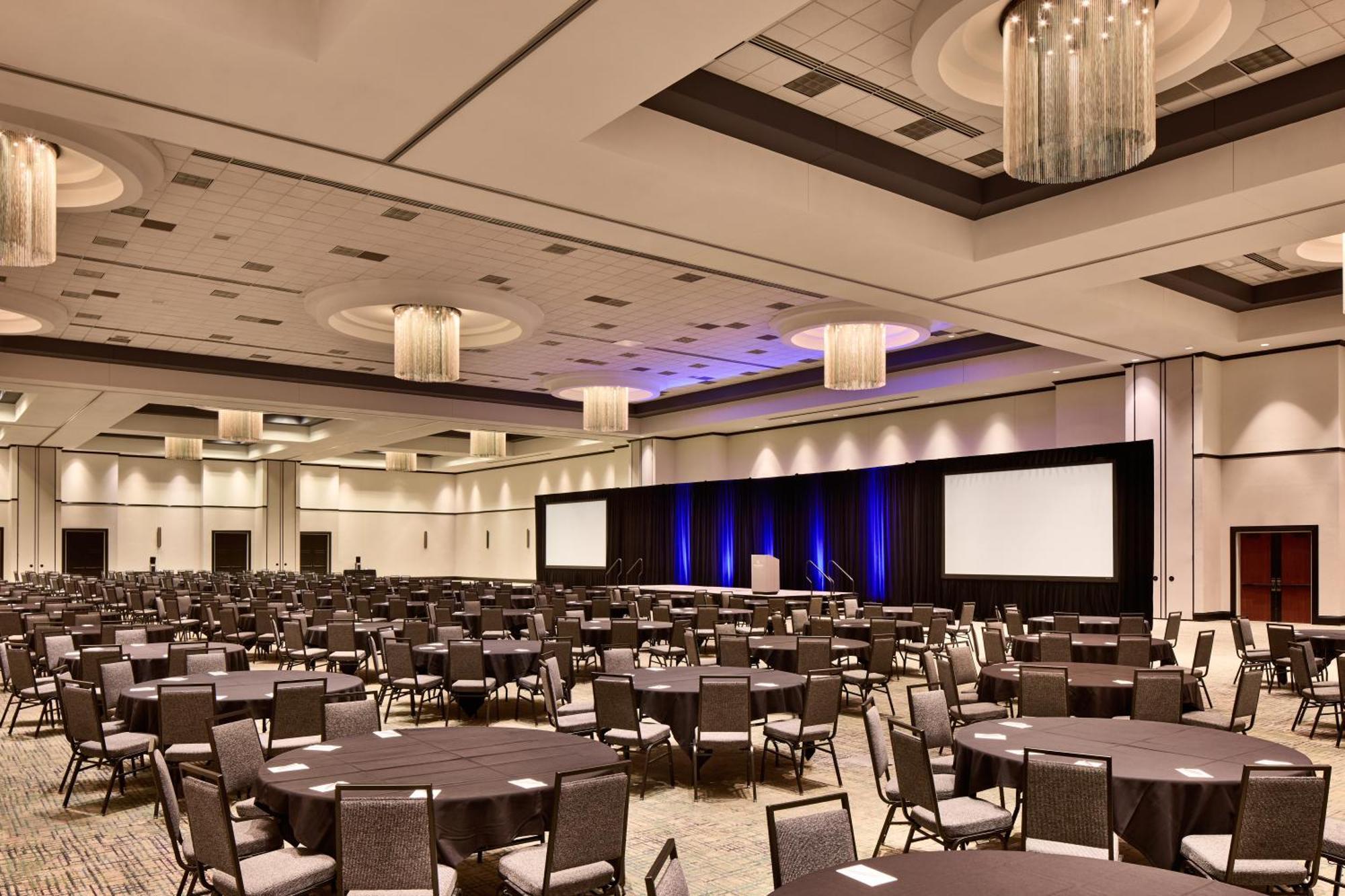 Renaissance Phoenix Glendale Hotel & Conference Center Exterior photo