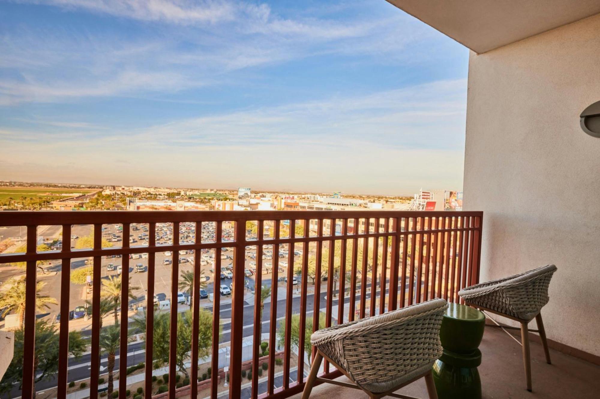 Renaissance Phoenix Glendale Hotel & Conference Center Exterior photo